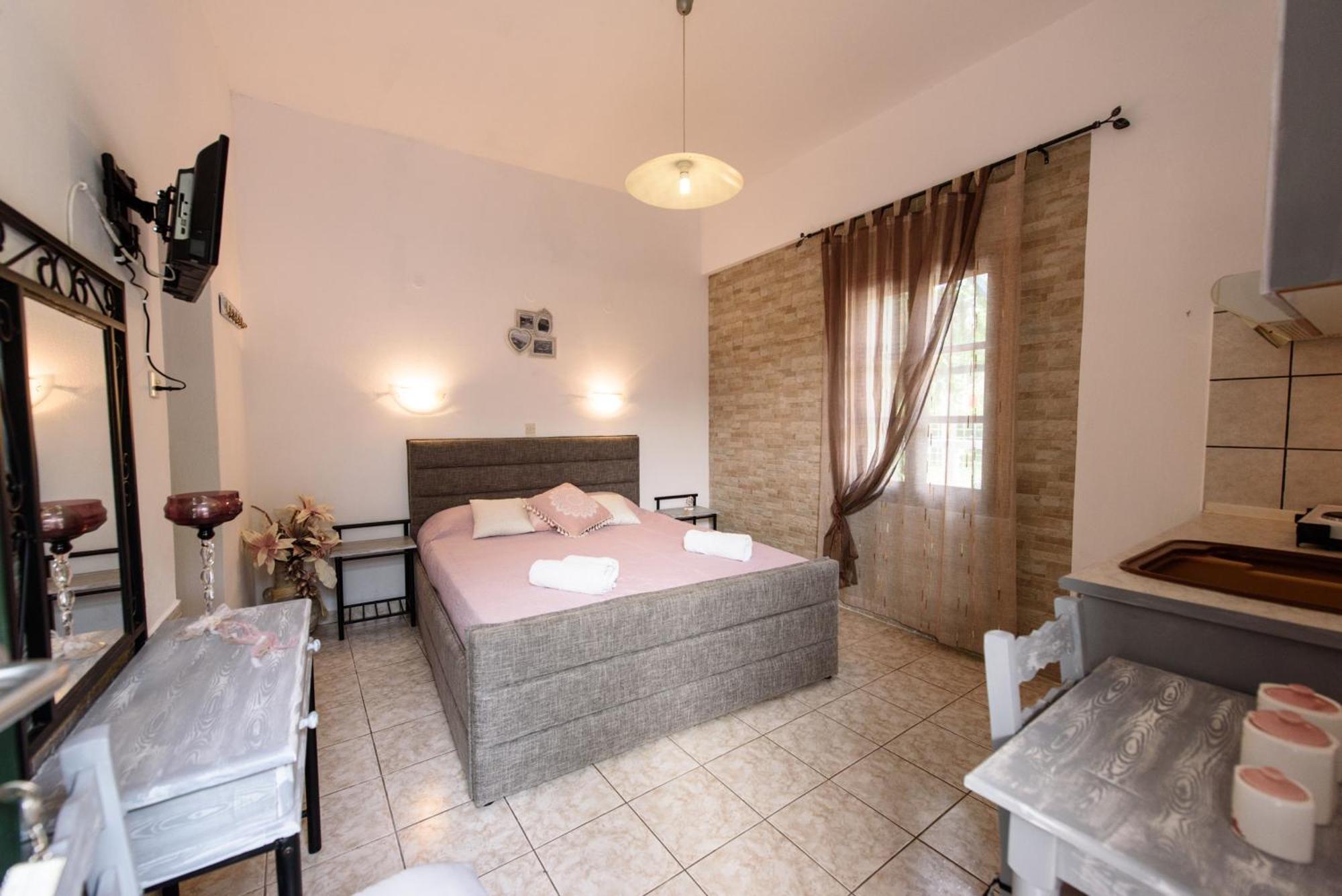 Vithos Apartment Agnontas Bagian luar foto